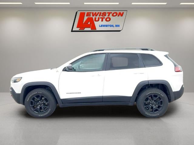 2020 Jeep Cherokee — side profile view