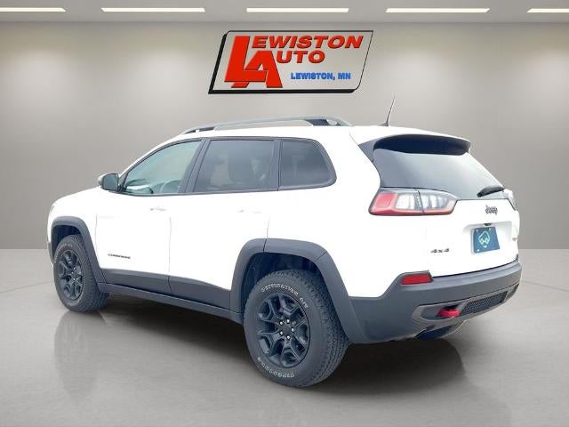 2020 Jeep Cherokee — rear three-quarter view